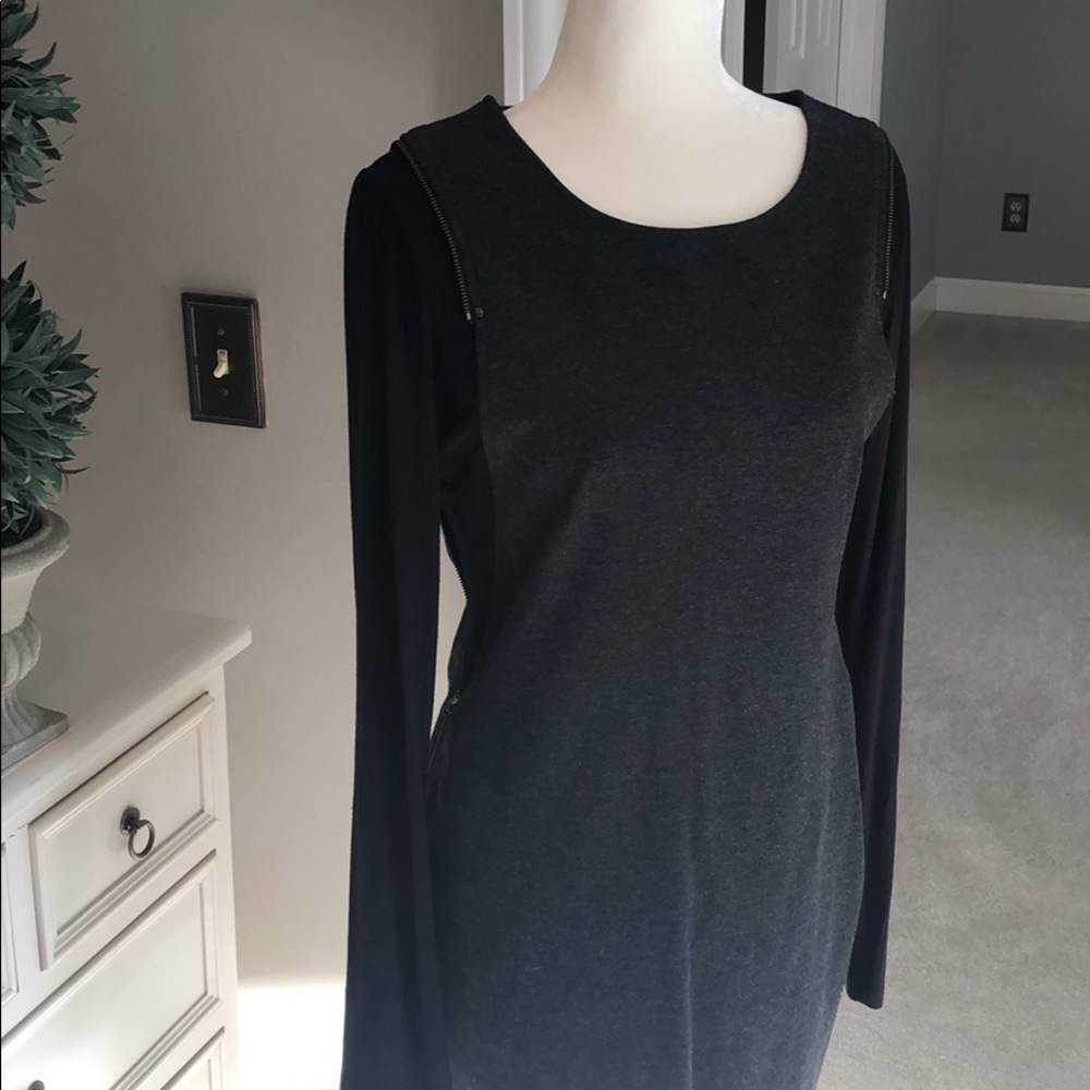 Kenneth Cole ZIpper Dress